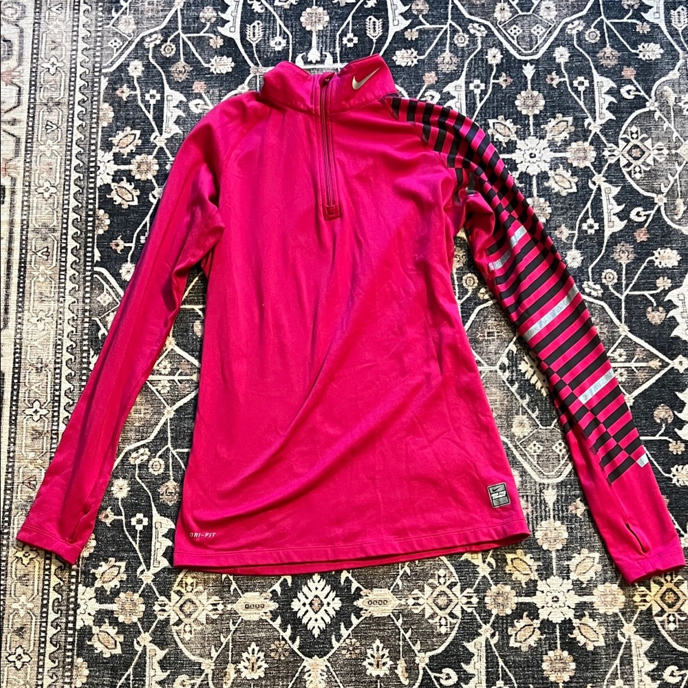 Women’s Nike Pro Combat Top